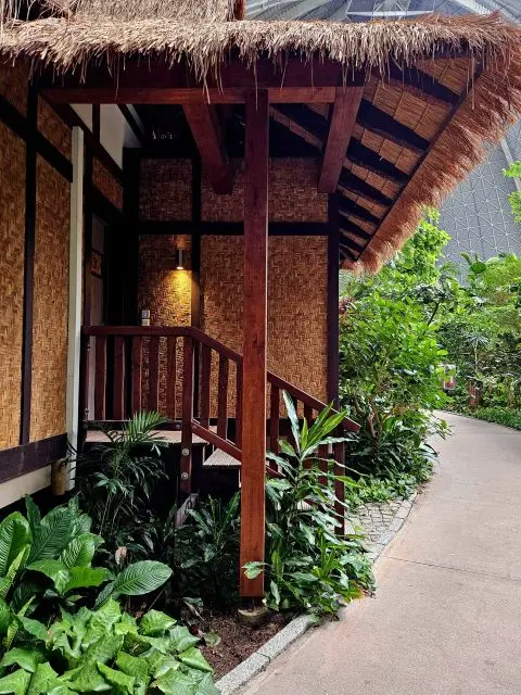 Übernachtungs-Häuschen im Tropical Islands Resort